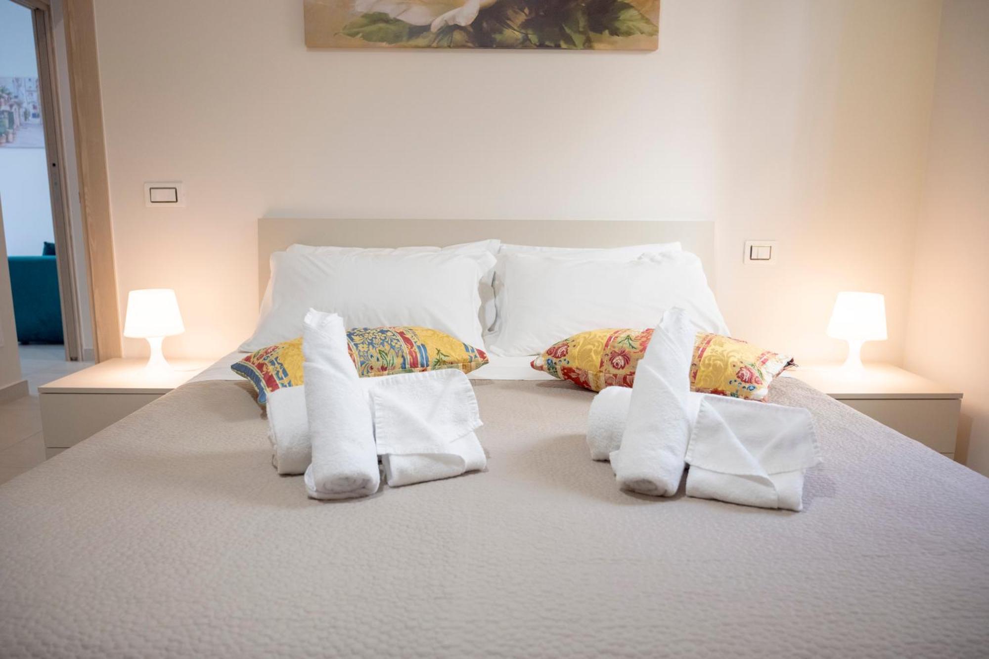 Amare Apartment Near The Sea โมโนโปลี ภายนอก รูปภาพ