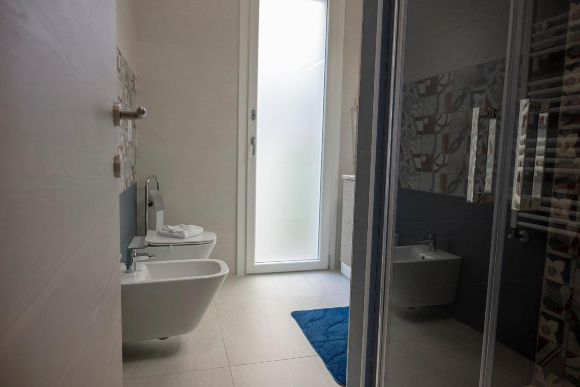 Amare Apartment Near The Sea โมโนโปลี ภายนอก รูปภาพ